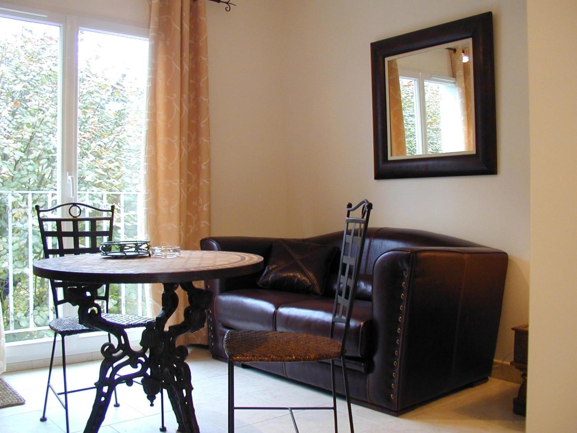 Residence Hoteliere La Marine Combleux ภายนอก รูปภาพ